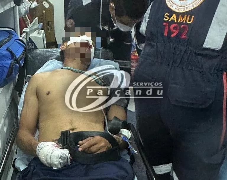 Homem fica ferido após ser atingido com golpes de facão, em Maringá. Duas motociclestas furtadas foram deixadas pelos agressores na cena do crime