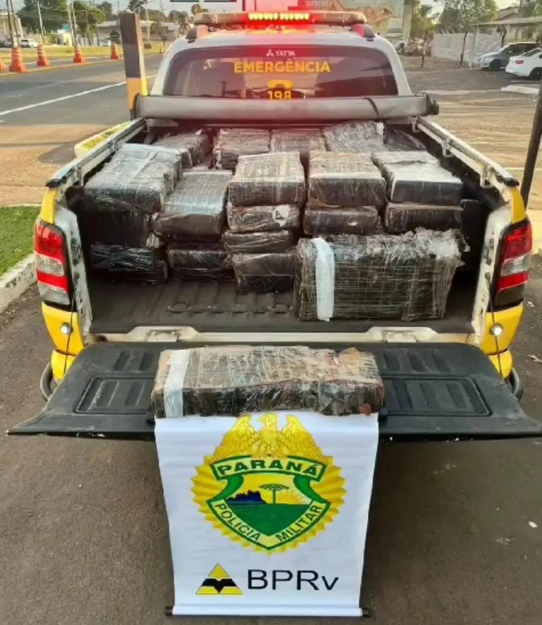 Perseguição que se iniciou na PR-323 resulta em apreensão de mais de meia tonelada de maconha