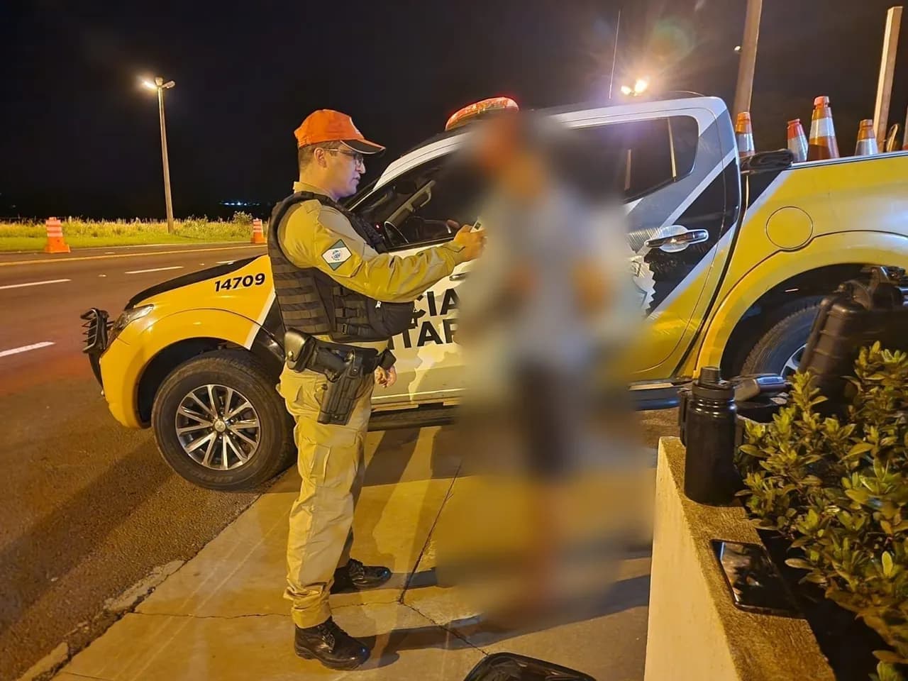 Motorista embriagado é preso ao trafegar na PR-323