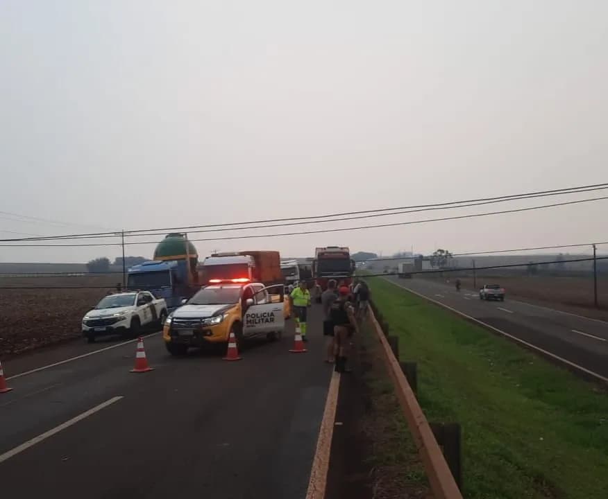 Devido temporal fio de alta tensão cai e parte da rodovia entre Maringá e Floresta precisou ser interditada