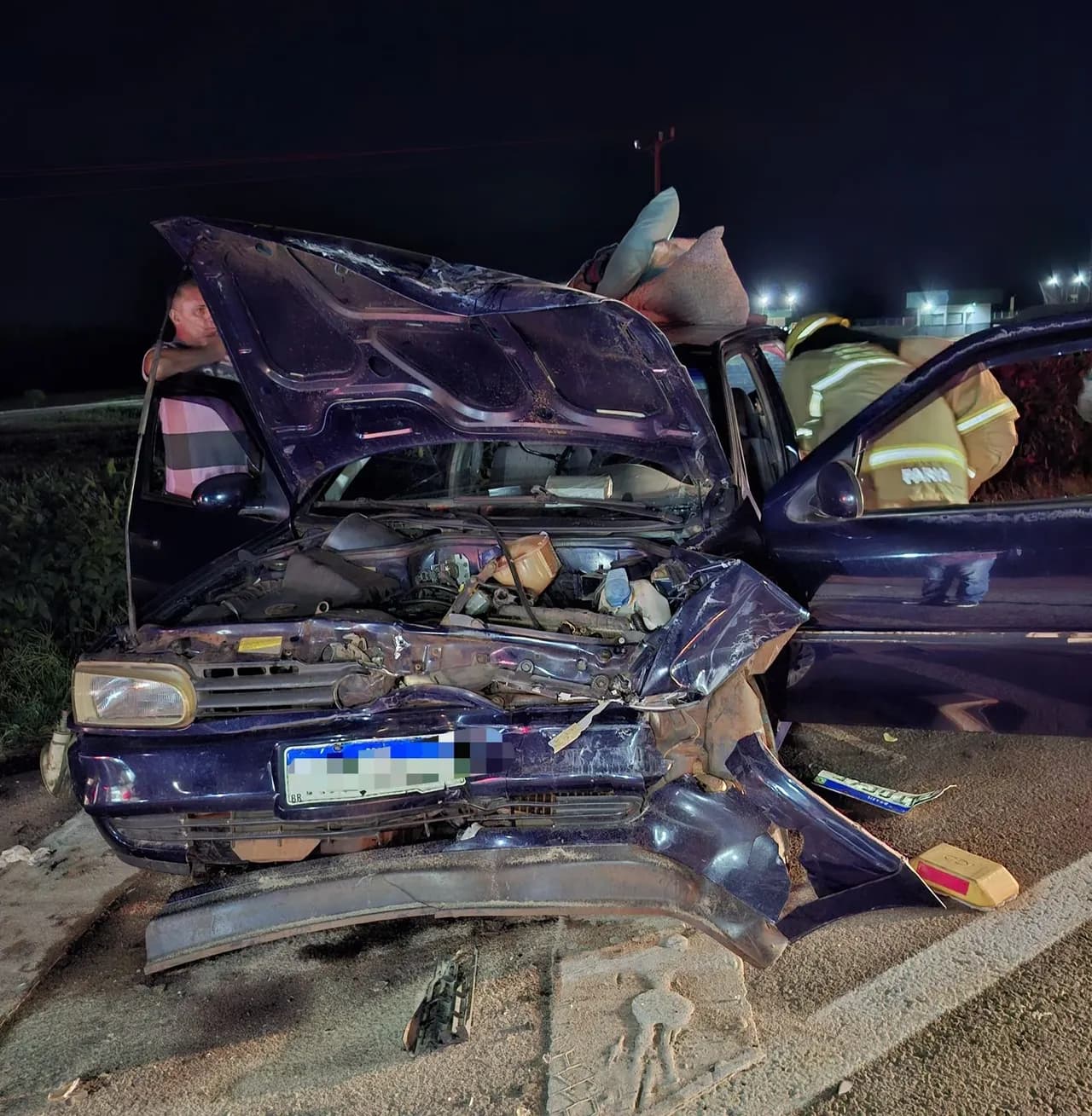 Motorista ao cruzar a rodovia provoca acidente e deixa gestante e criança feridas na PR-323