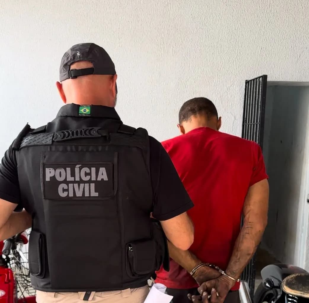 Polícia civil de Paiçandu prende homem acusado de agredir a companheira em Floresta