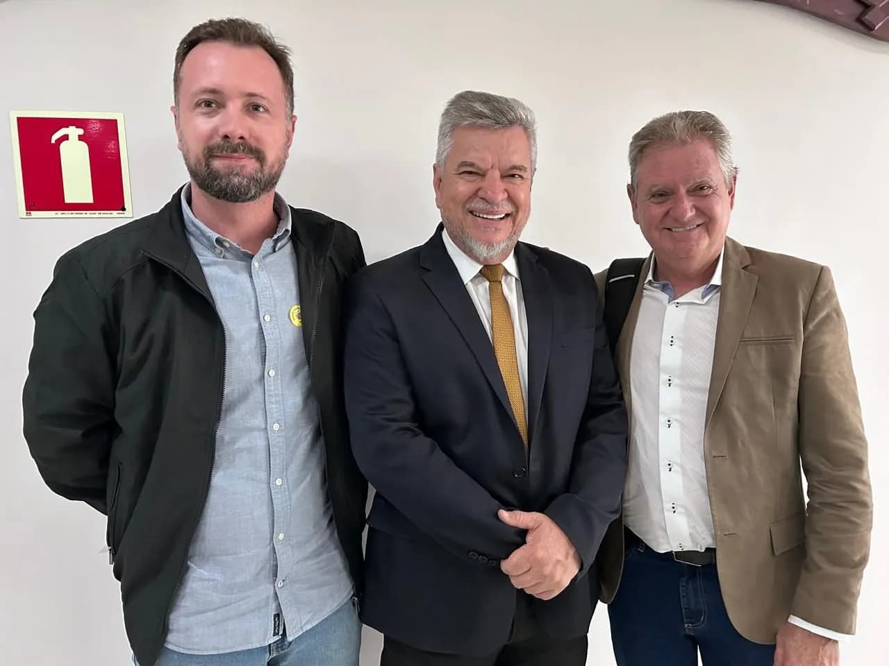 Delegado Jacovós anuncia recursos para Nova Esperança