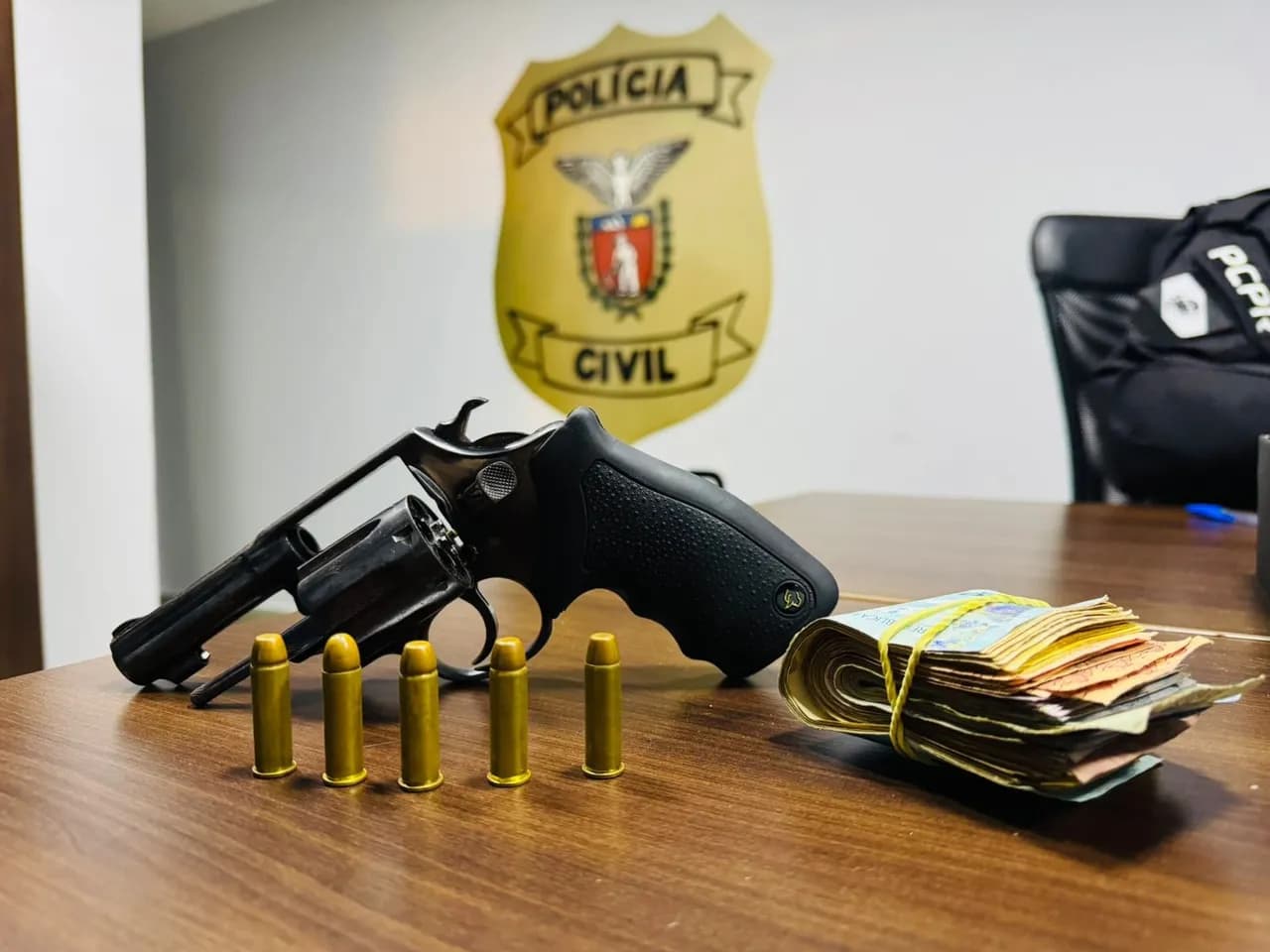 Operação Catedral: Polícia Civil prende cinco pessoas por homicídio, tráfico e posse de arma em Paiçandu
