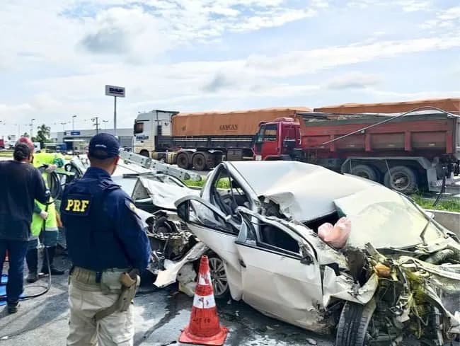 PRF alerta para aumento de mortes nas rodovias federais do Paraná em 2026
