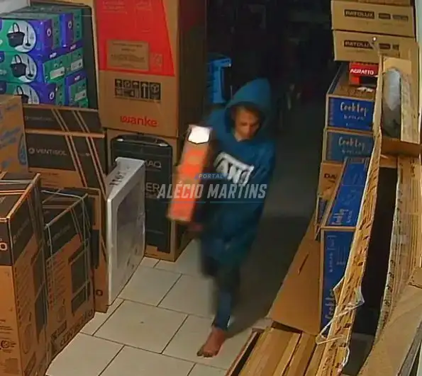 “Ladrão-aranha” invade loja de móveis e causa prejuízo em Paiçandu