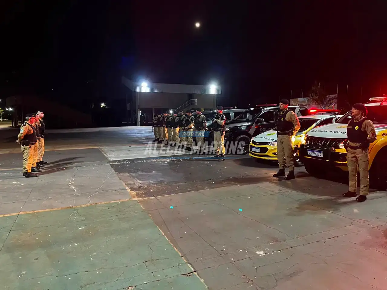 Paiçandu e região recebe reforço no policiamento durante Operação Omnis da PM - Pessoas foram presas e drogas apreendidas