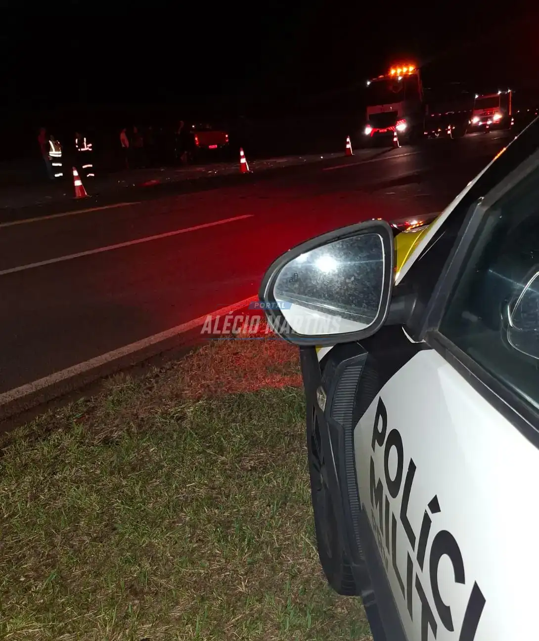 Homem fica ferido após colisão traseira na PR-323