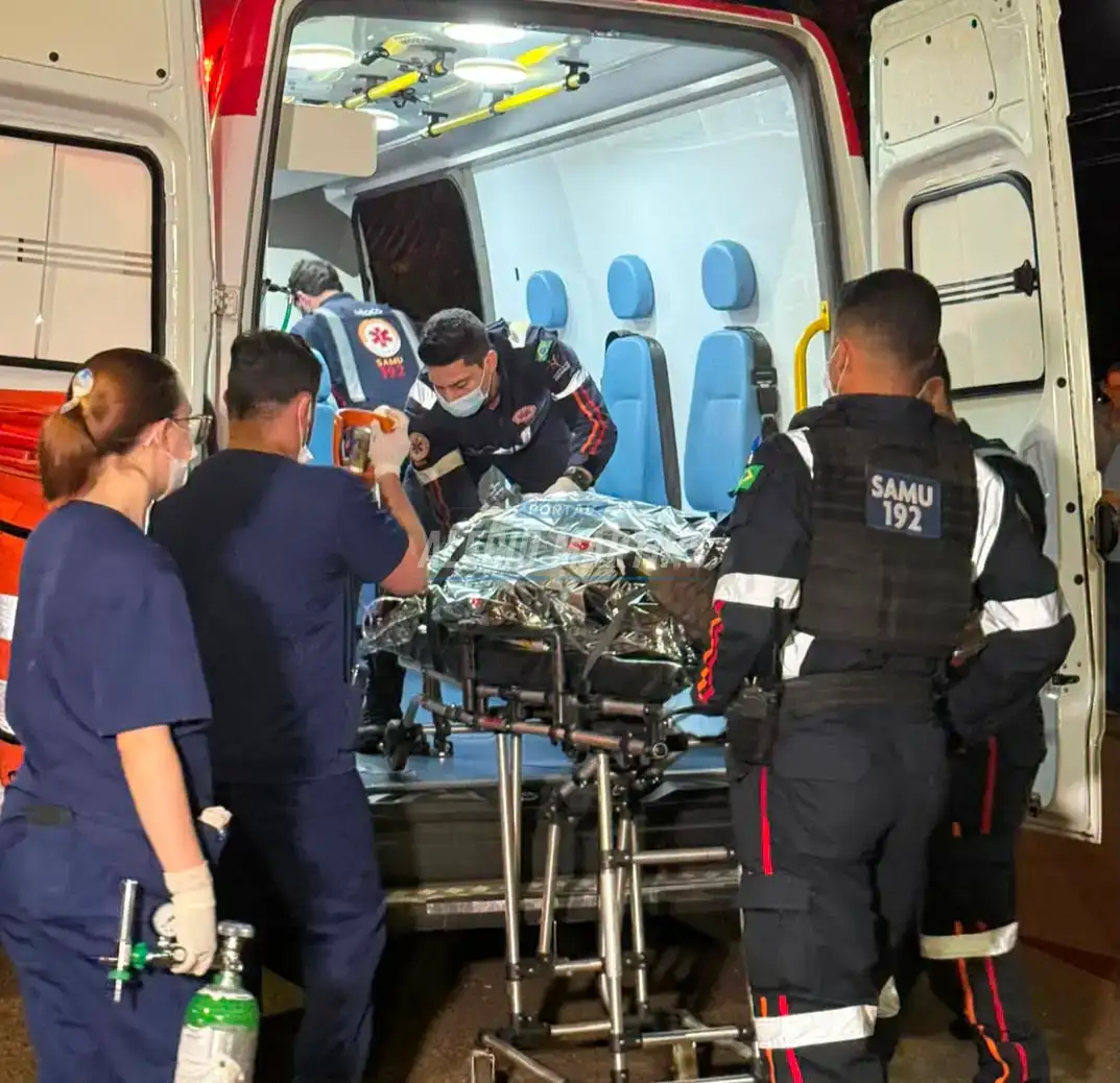 Motociclista fica gravemente ferido após colisão entre duas motos em Floresta