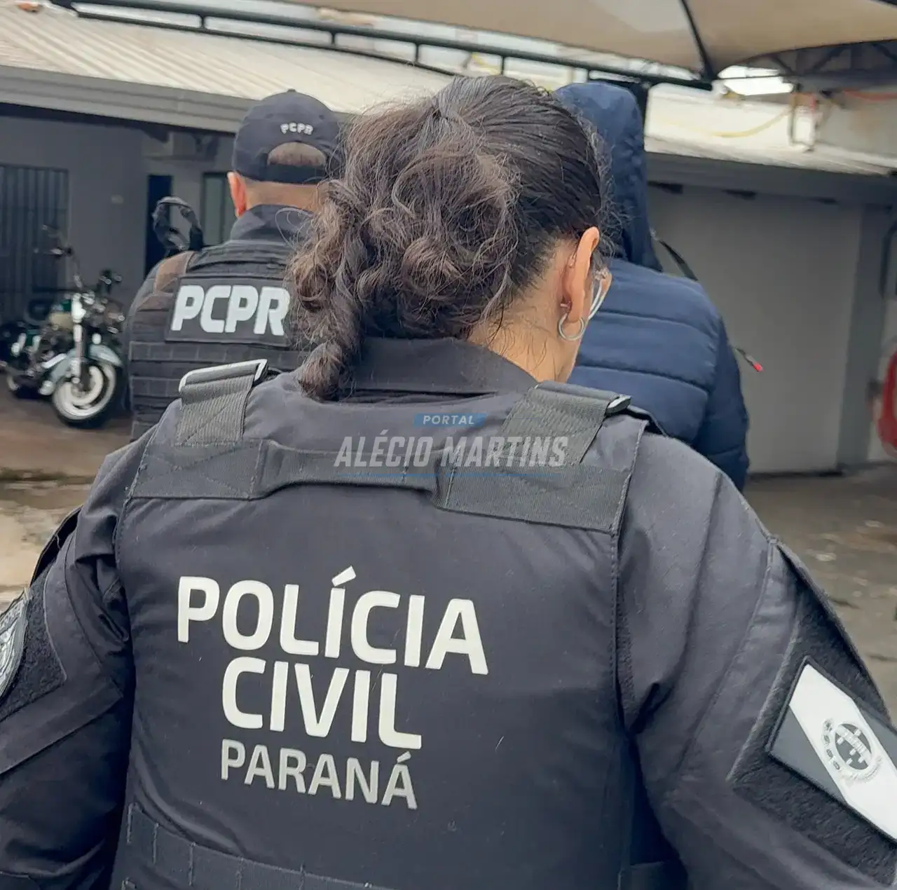 Homem teria sido espancado e morto por dívida de som em Floresta; ossada foi encontrada meses depois e Polícia Civil de Paiçandu prende dois suspeitos