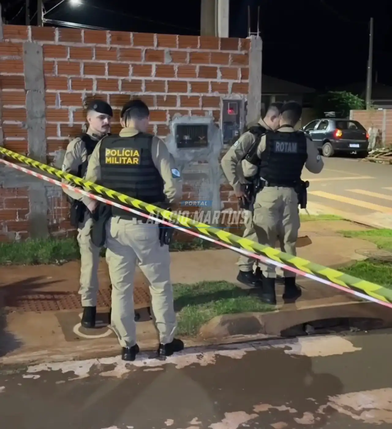 Atentado a tiros em Jussara deixa quatro baleados; adolescente morre e mãe e filho de 3 anos são vítimas de bala perdida