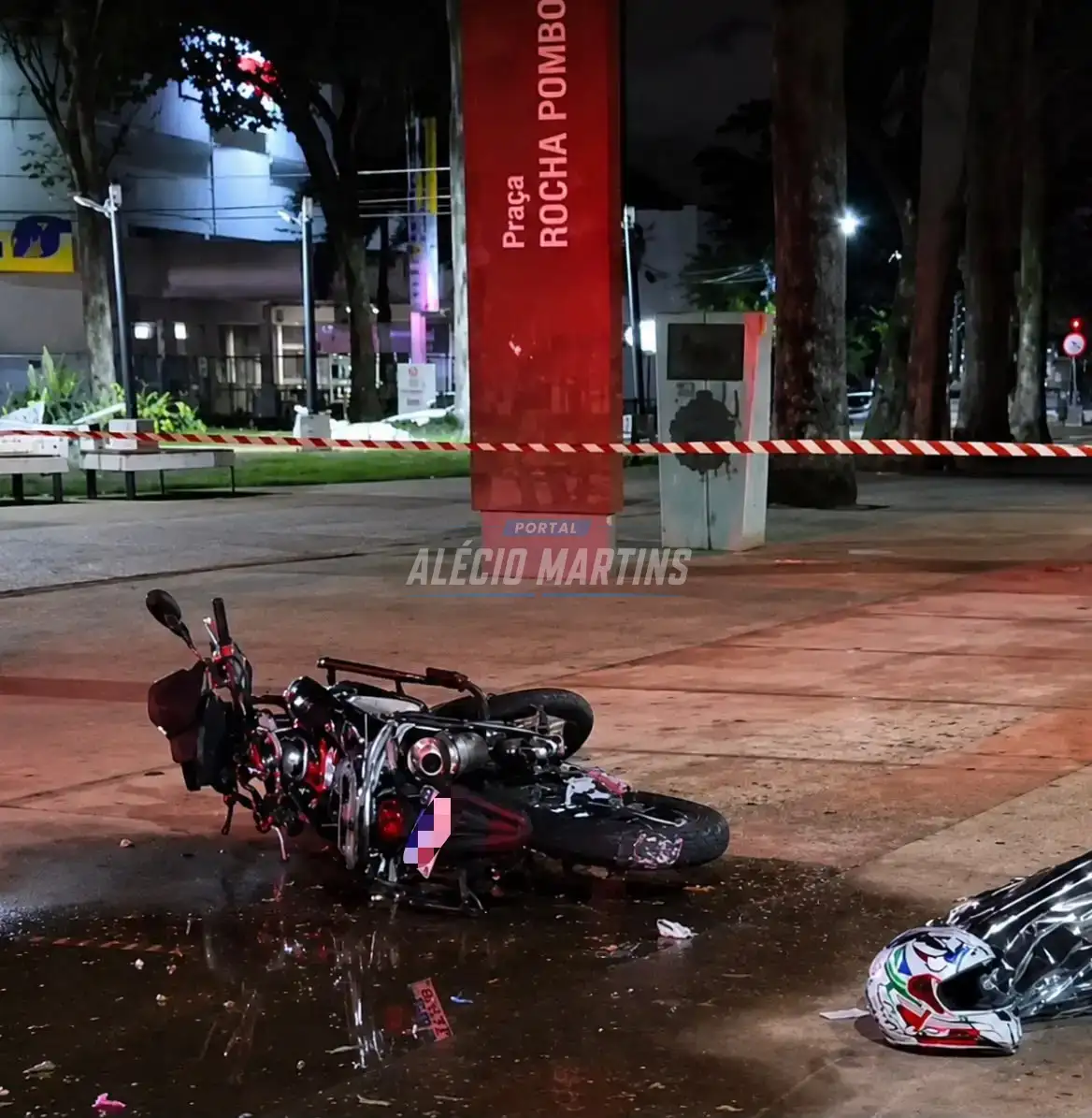 Jovem de 21 anos morre em grave acidente de moto no centro de Maringá