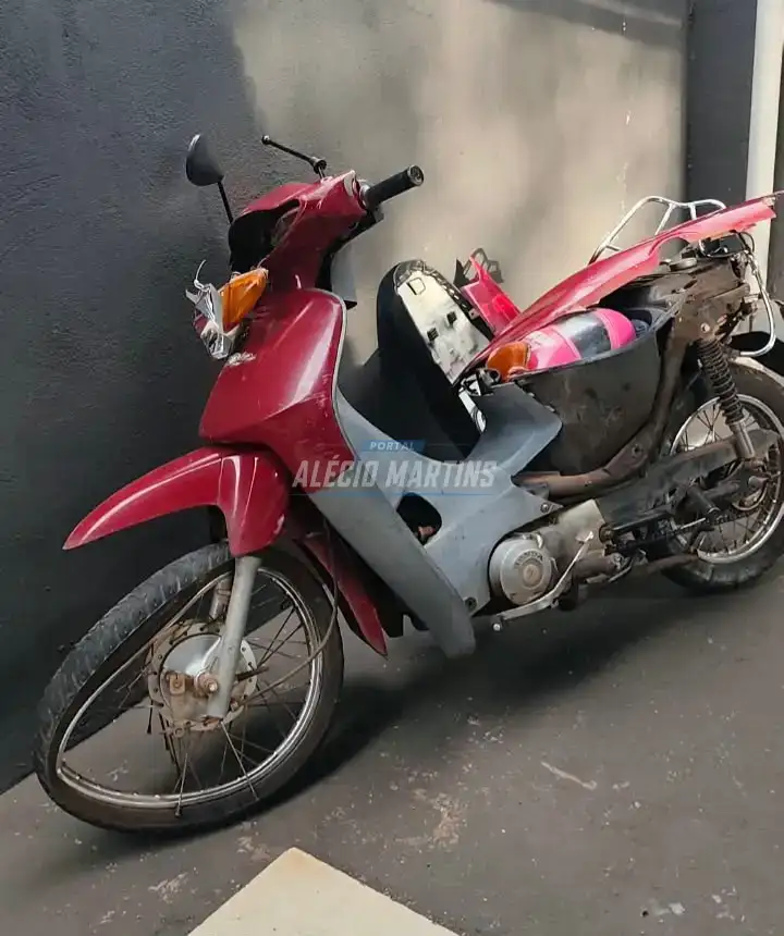 Acidente grave em Paiçandu - Motociclista é entubado após bater motoneta contra muro de residência
