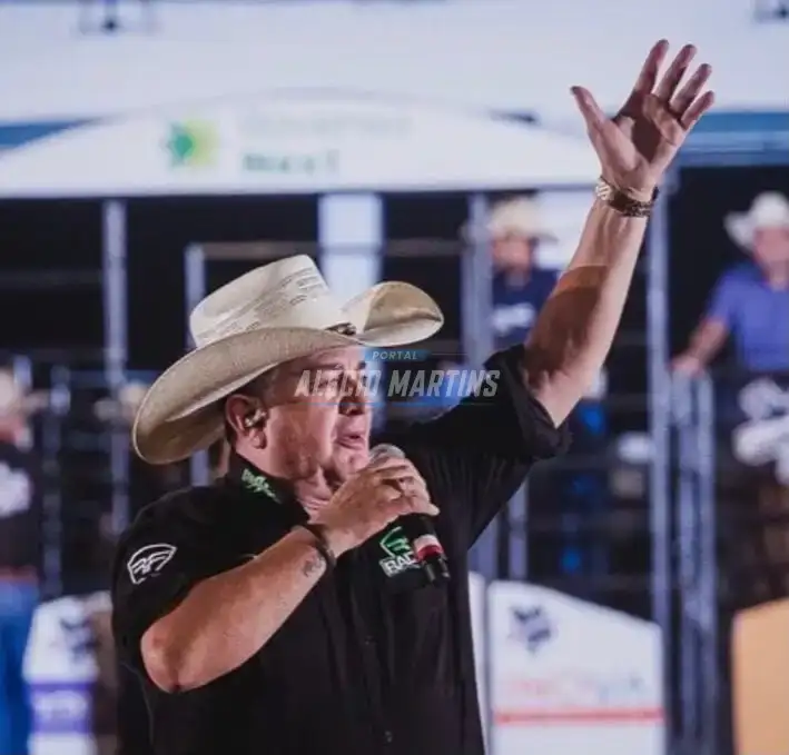 Locutor de rodeios Giovany Araújo, conhecido como “Imperador do Paraná”, morre em grave acidente na PR-218