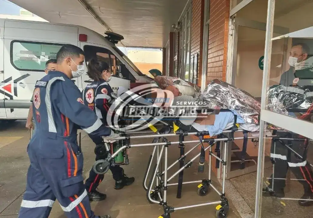 Travesti tem corpo queimado após briga por ciúmes em Maringá