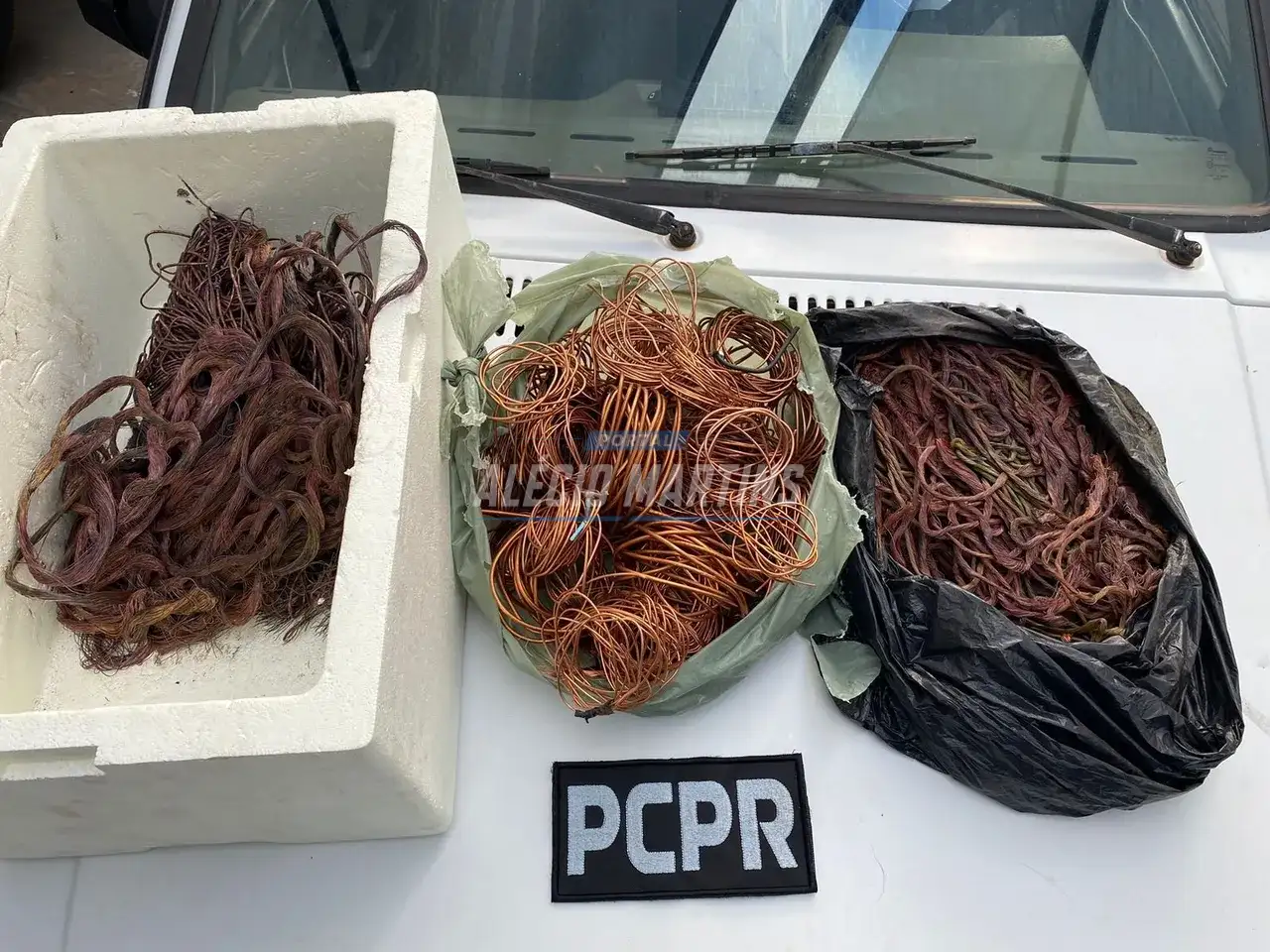18kgs de fios de cobre de origem duvidosa são apreendidos pela Polícia Civil. Um jovem foi preso por receptação
