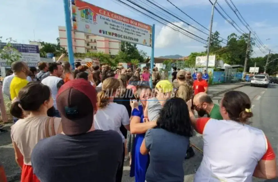 Tragédia - Homem invade creche e mata quatro crianças em Blumenau, SC
