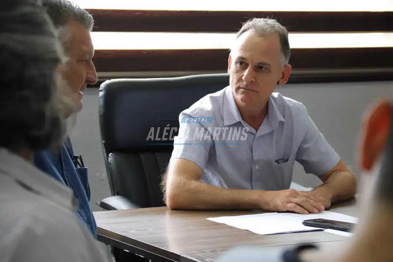 Prefeito Ismael Batista, pede Despensa Emergencial na licitação para contratação imediata de Segurança Escolar na próxima semana em Paiçandu
