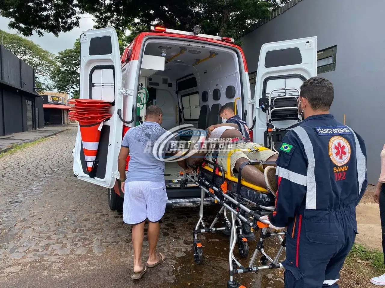 Homem fica ferido ao sofrer queda de moto na marginal da rodovia em Paiçandu