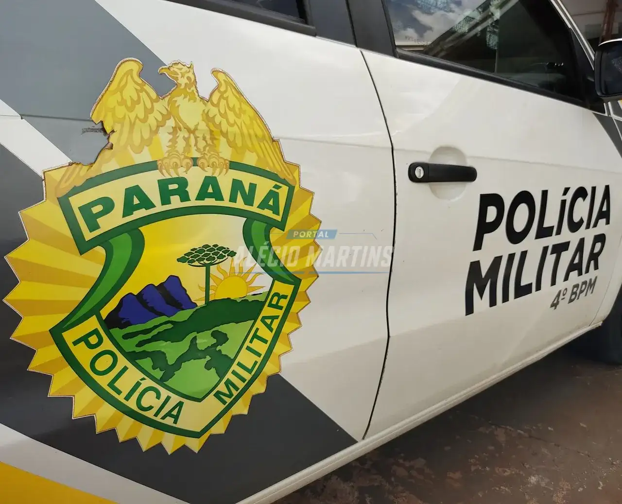 Dupla encapuzada e armada invade residência e prática roubo, em Paiçandu