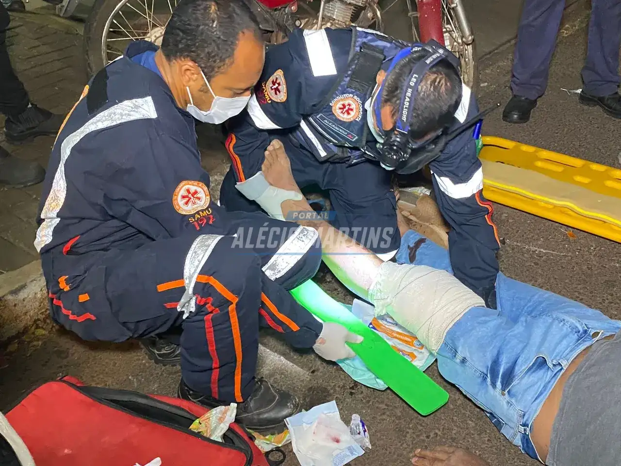 Motociclista sofre fratura exposta após acidente na Avenida Panamá em Paiçandu