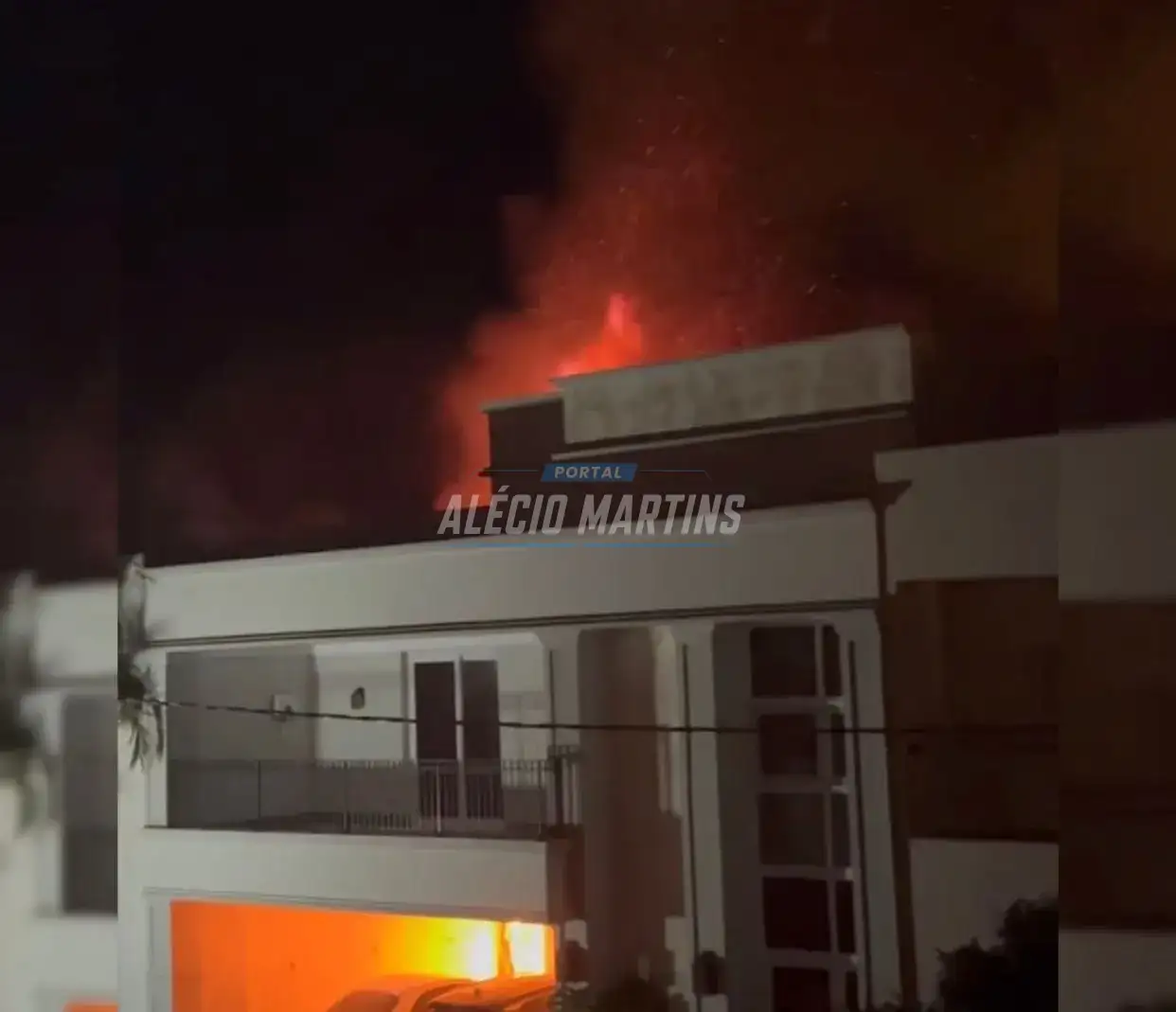 Mulher e bebê de um ano morrem em incêndio a residência no condomínio Villagio Bourbon em Maringá