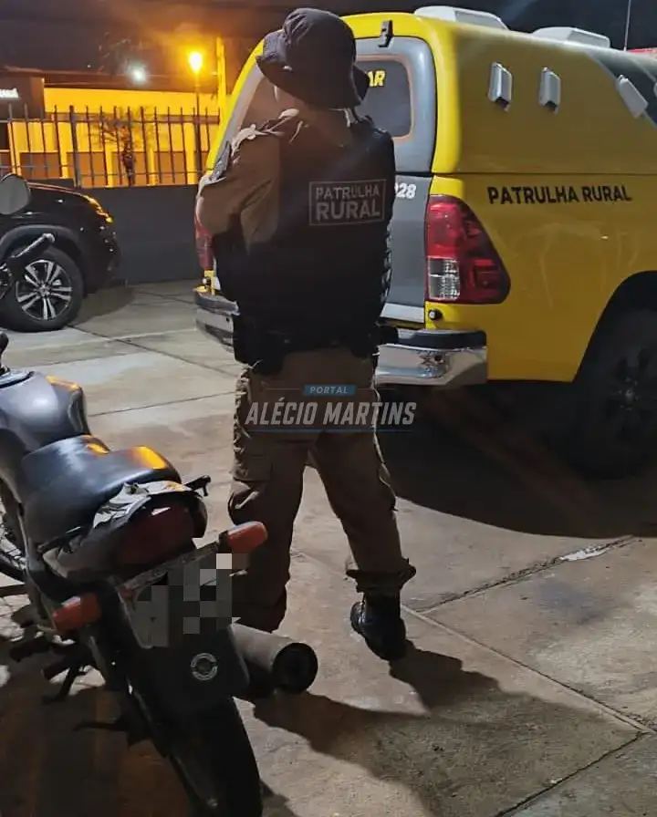 Em abordagem Patrulha Rural da PM recupera moto furtada, em Paiçandu.