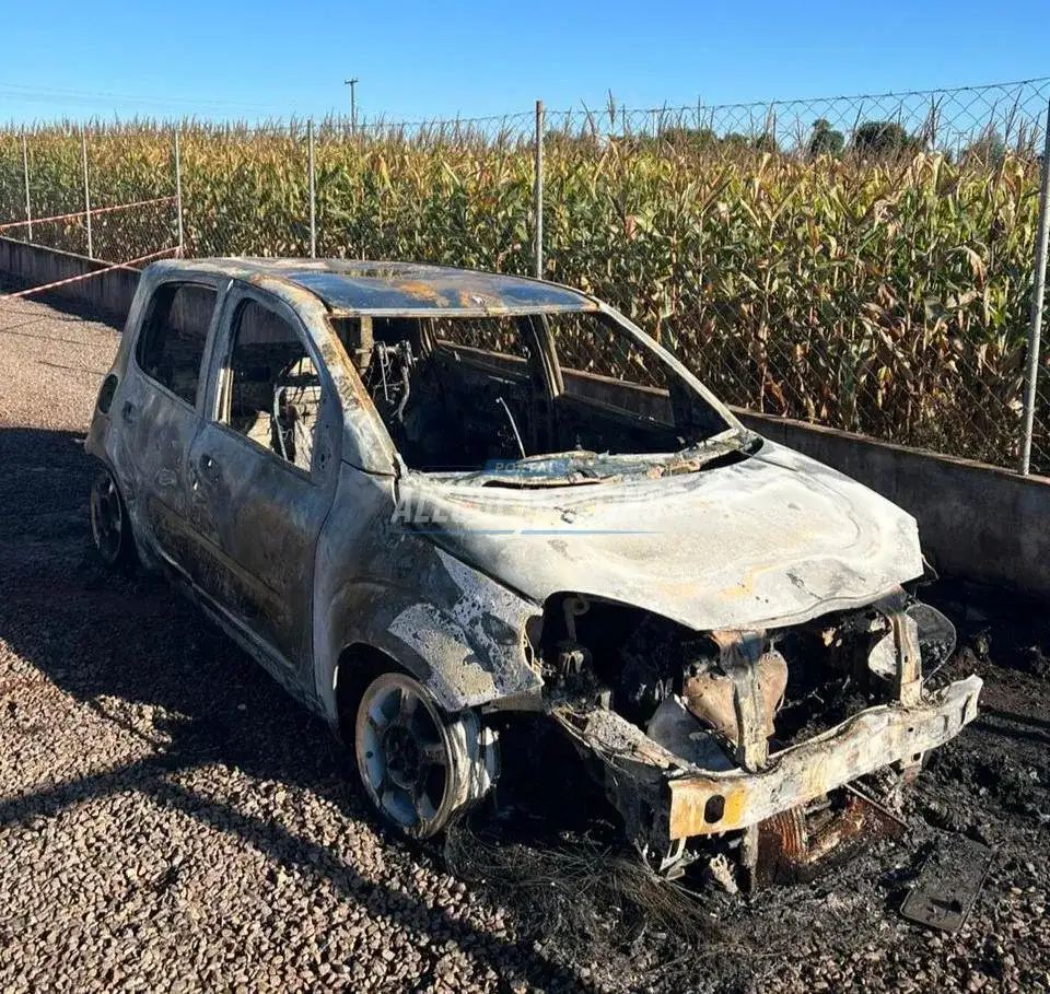 Homem é preso após atear fogo no carro da ex em Doutor Camargo.