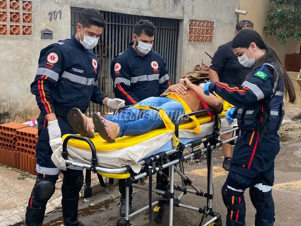 Vereador de Paiçandu se envolve em acidente no Jardim Pioneiro. Uma mulher ficou ferida.
