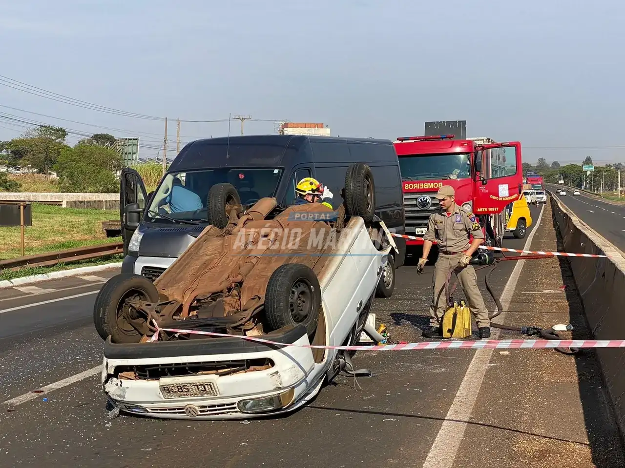 Duas pessoas ficam feridas após acidente seguido de capotamento na rodovia entre Paiçandu e Maringá
