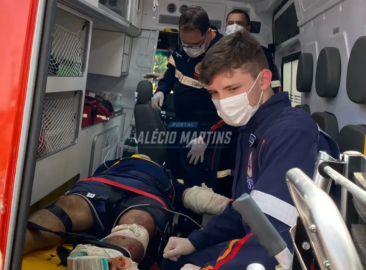 Homem sofre fratura exposta e laceração após cair do telhado de edícula em construção em Paiçandu