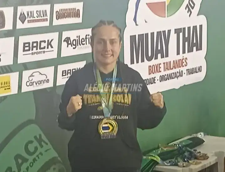 Atleta de Paiçandu se consagra campeã de Muay thai e garante vaga para mundial na Tailândia
