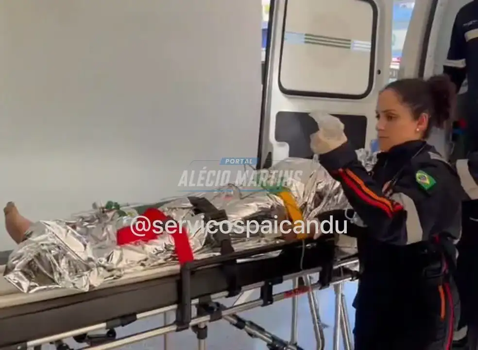 Pastor é intubado após sofrer queda de telhado, em Maringá