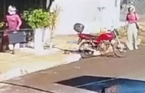 Casal é flagrado furtando residência em Paiçandu