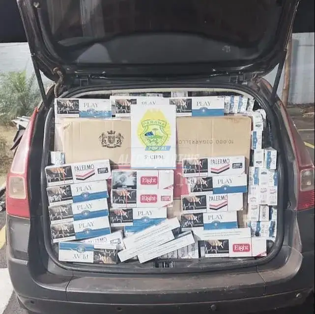 Veículo carregado com cigarros contrabandeados é apreendido na PR-323
