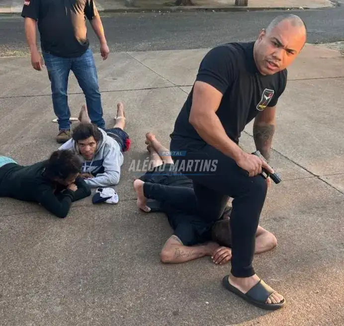 Policial de folga realiza prisão de ladrão de veículo em Paiçandu. Outras duas pessoas foram encaminhadas à delegacia