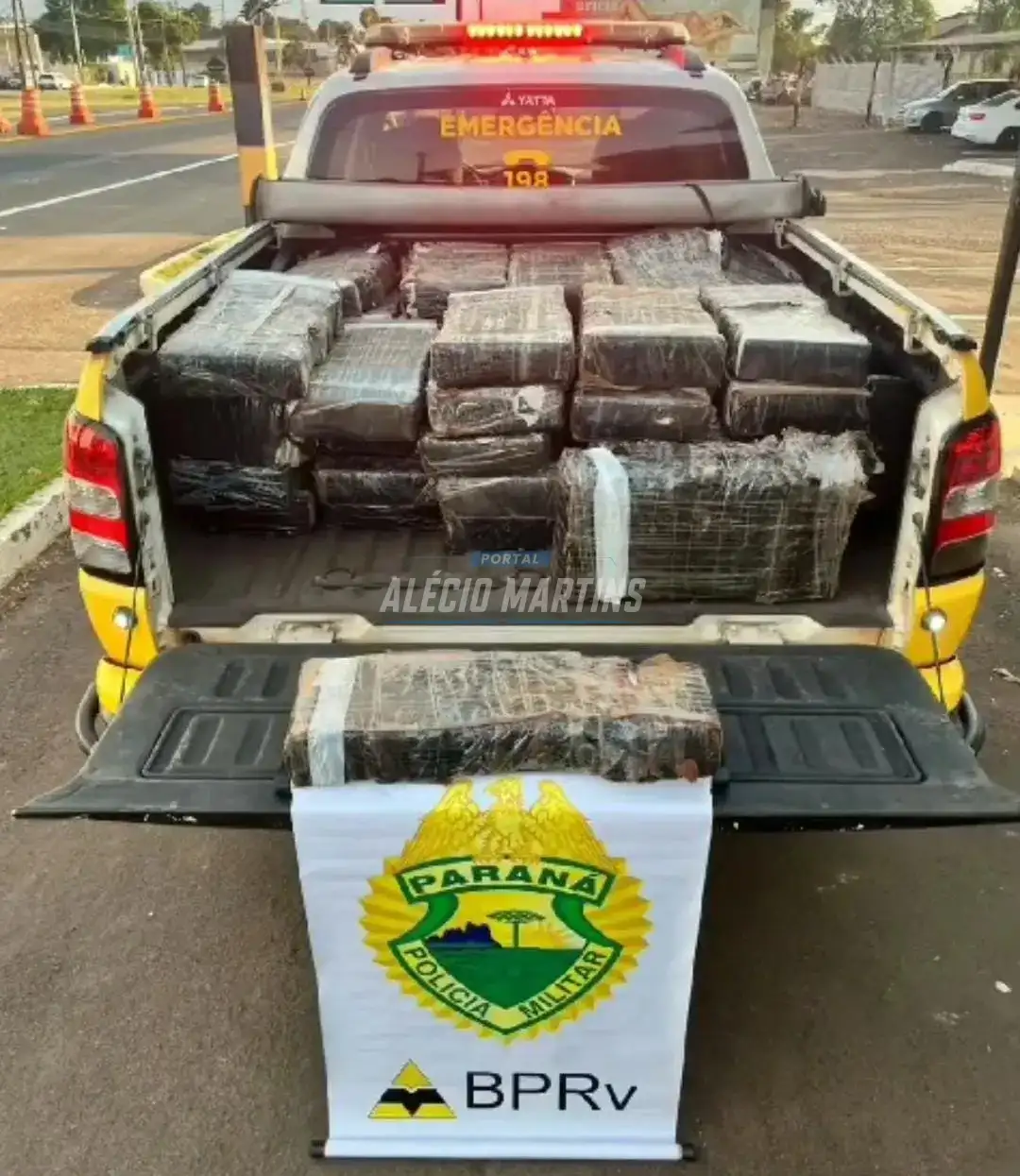 Perseguição que se iniciou na PR-323 resulta em apreensão de mais de meia tonelada de maconha