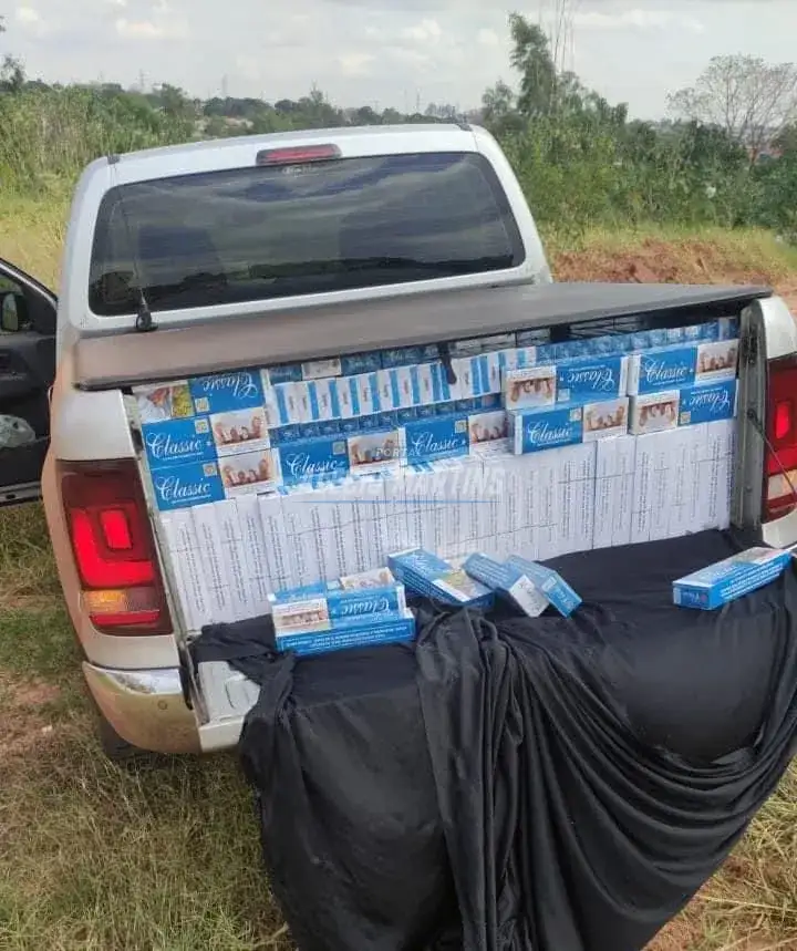 Após perseguição policial carga de cigarros contrabandeados é apreendida na PR-323