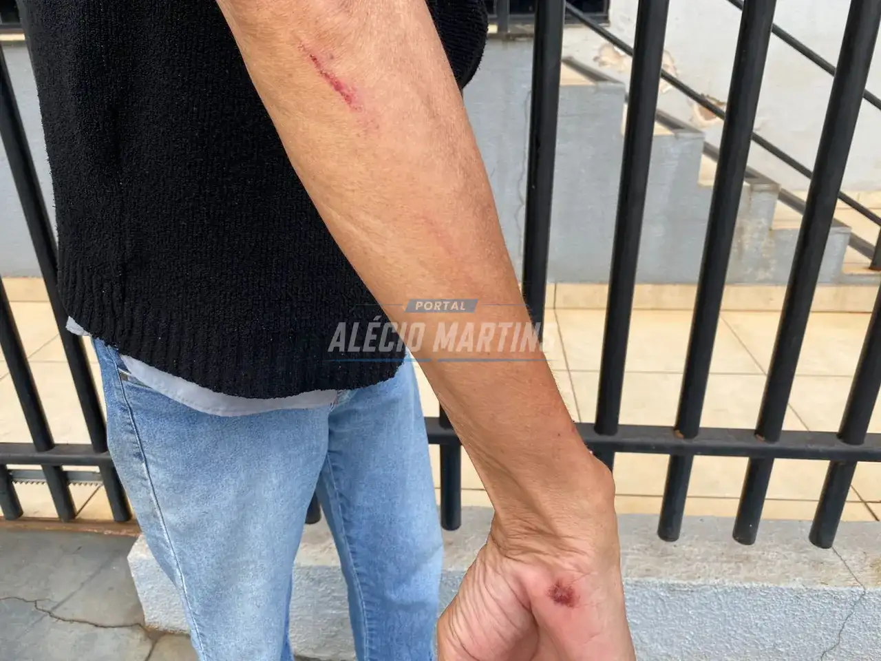 Motorista de Uber é agredido durante assalto em Paiçandu. PM agiu rápido recuperou o veículo e prendeu os assaltantes