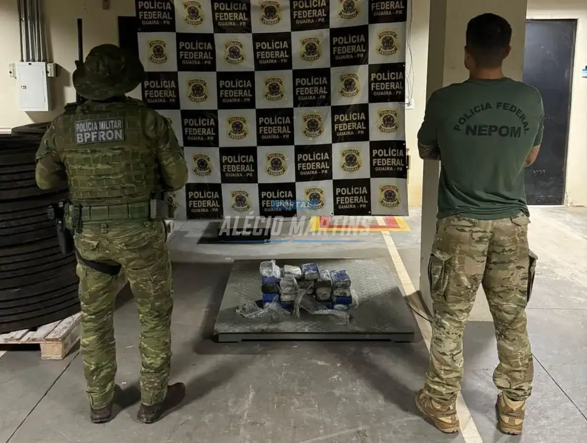 Durante abordagem maconha é apreendida em veículo na PR-323