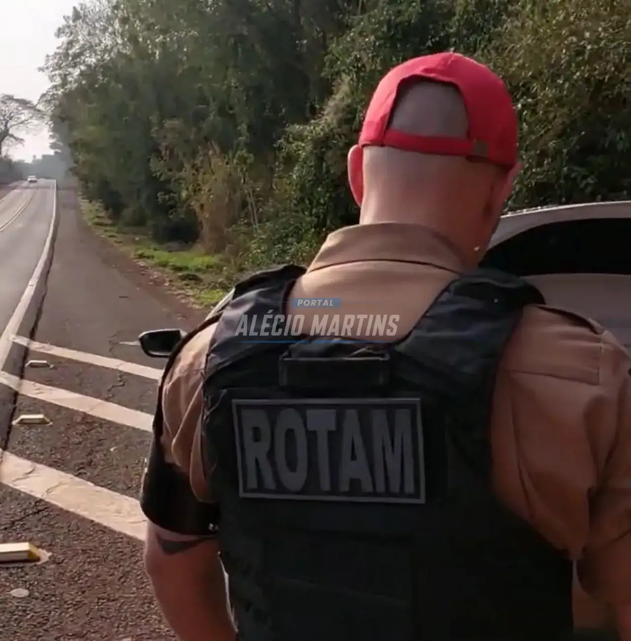 ROTAM prende casal que transportava mais de 200kg de maconha na PR-323