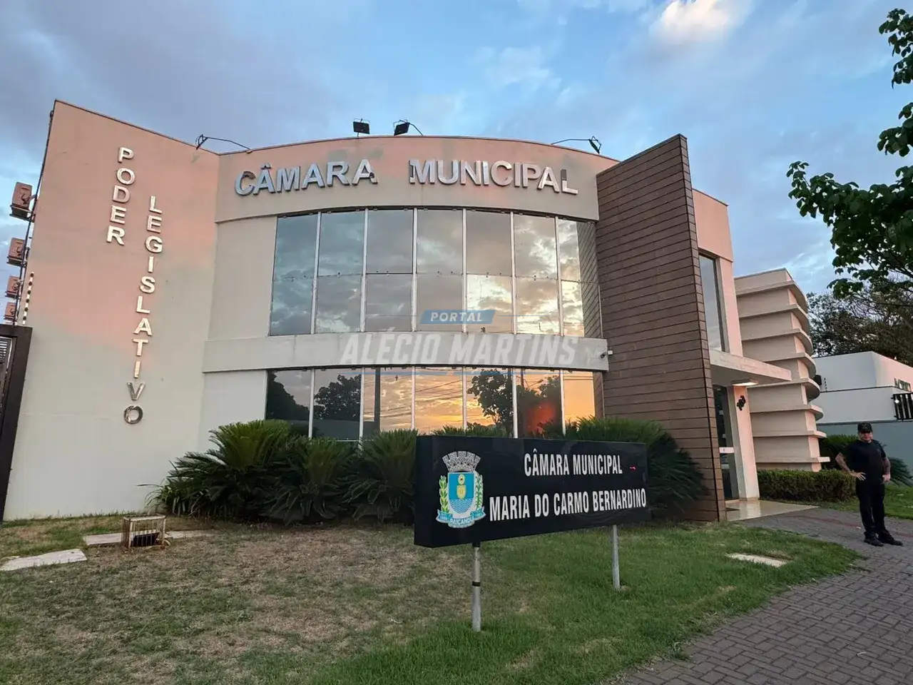 Último dia para inscrições no concurso público da Câmara Municipal de Paiçandu