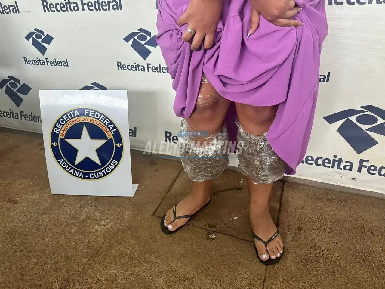 Mulher com 2,5kg de haxixe escondida no corpo é presa durante abordagem na PR-323