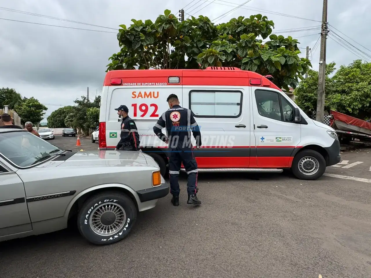 Idoso avança preferencial e mulher em moto é socorrida, em Paiçandu