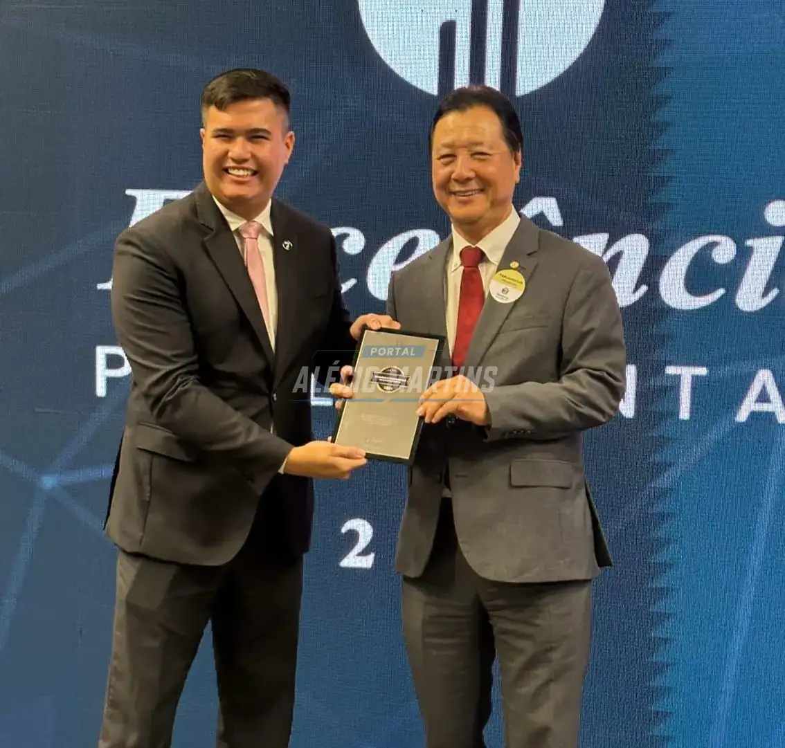 Luiz Nishimori é Reconhecido com o Prêmio Excelência Parlamentar pelo Ranking dos Políticos