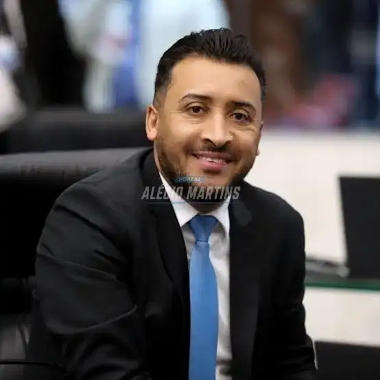 Deputado Adriano José assume titularidade na Comissão de Constituição e Justiça da ALEP