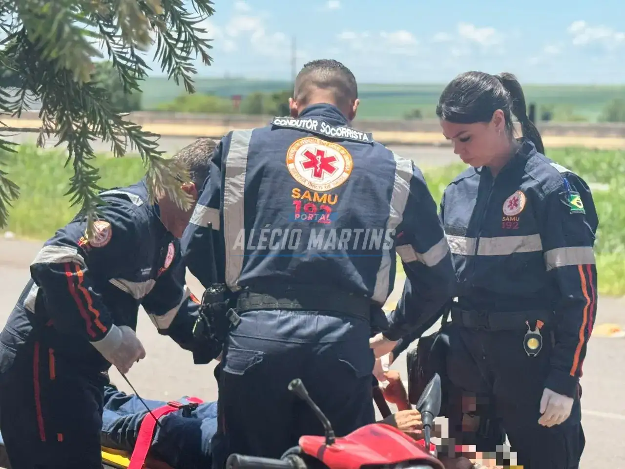 A caminho de uma entrevista de emprego motociclista é socorrido após acidente na marginal da rodovia em Paiçandu