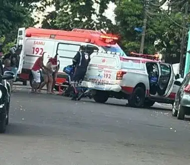 Mulher é socorrida em estado grave após atropelamento proposital, em Paiçandu