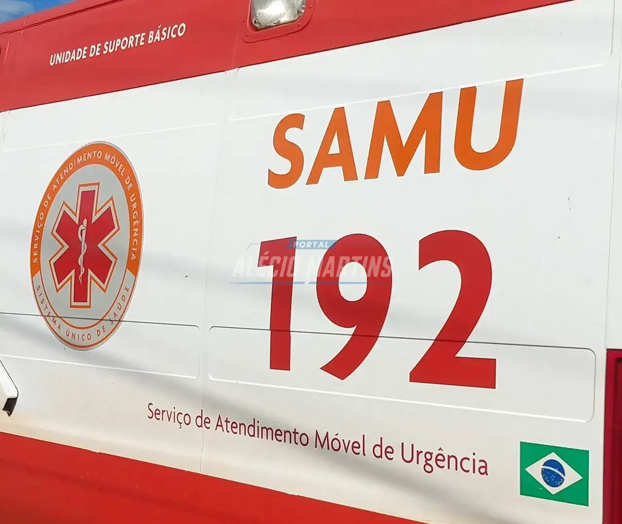 Morador sofre queda enquanto consertava telhado no Jardim Guanabara
