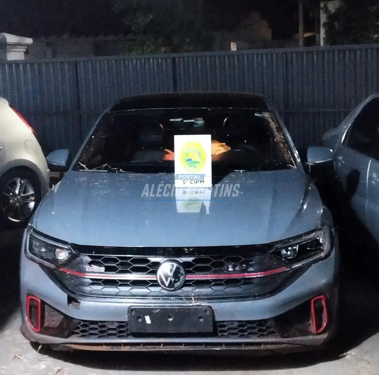 Após perseguição na PR-323, policia recupera carro furtado